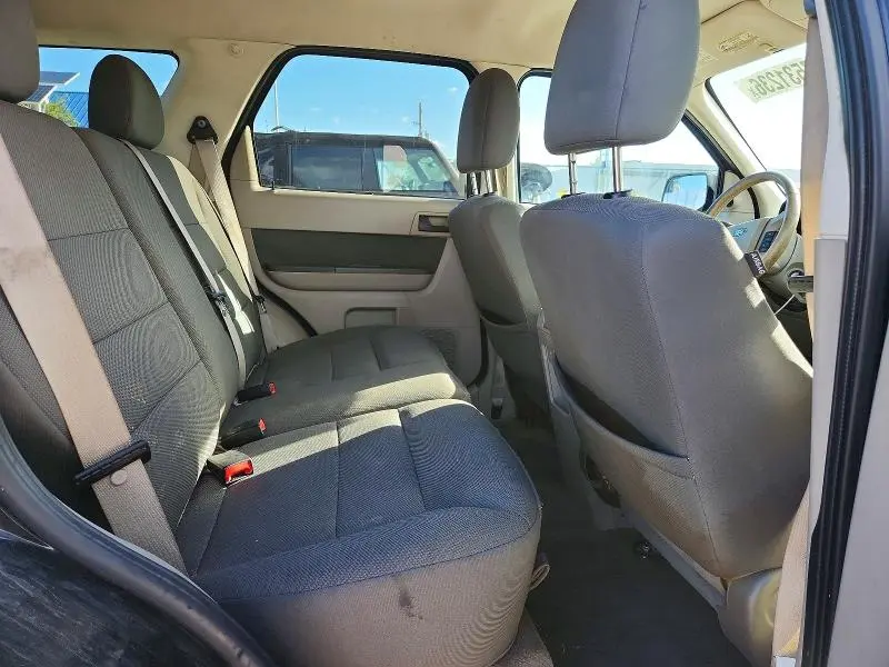 2010 FORD ESCAPE XLT  