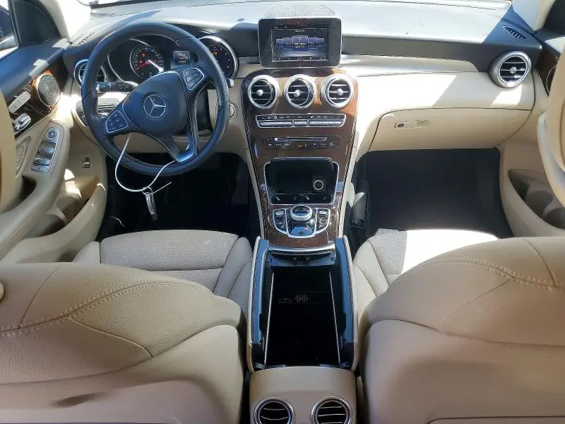 2017 MERCEDES-BENZ GLC 300  
