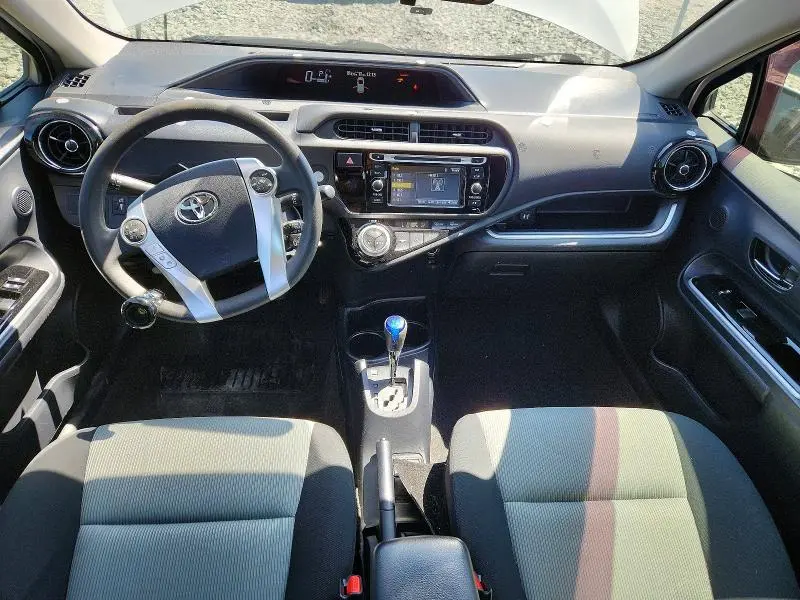2015 TOYOTA PRIUS C TWO  