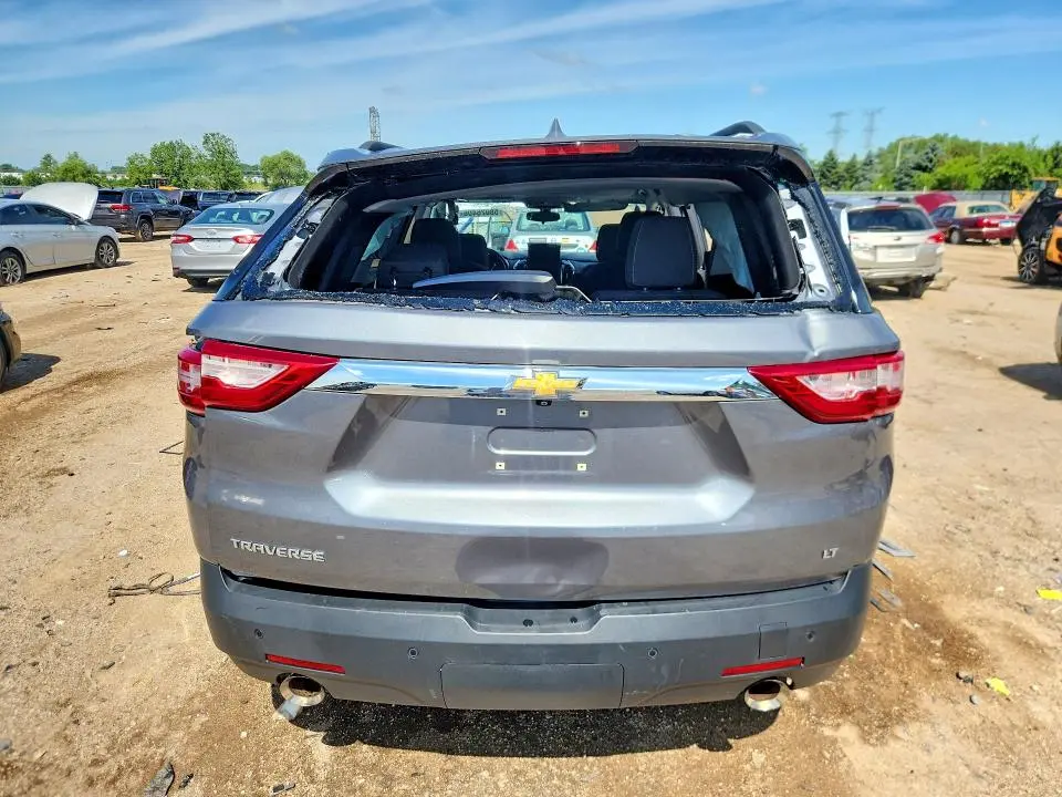 2020 CHEVROLET TRAVERSE LT  