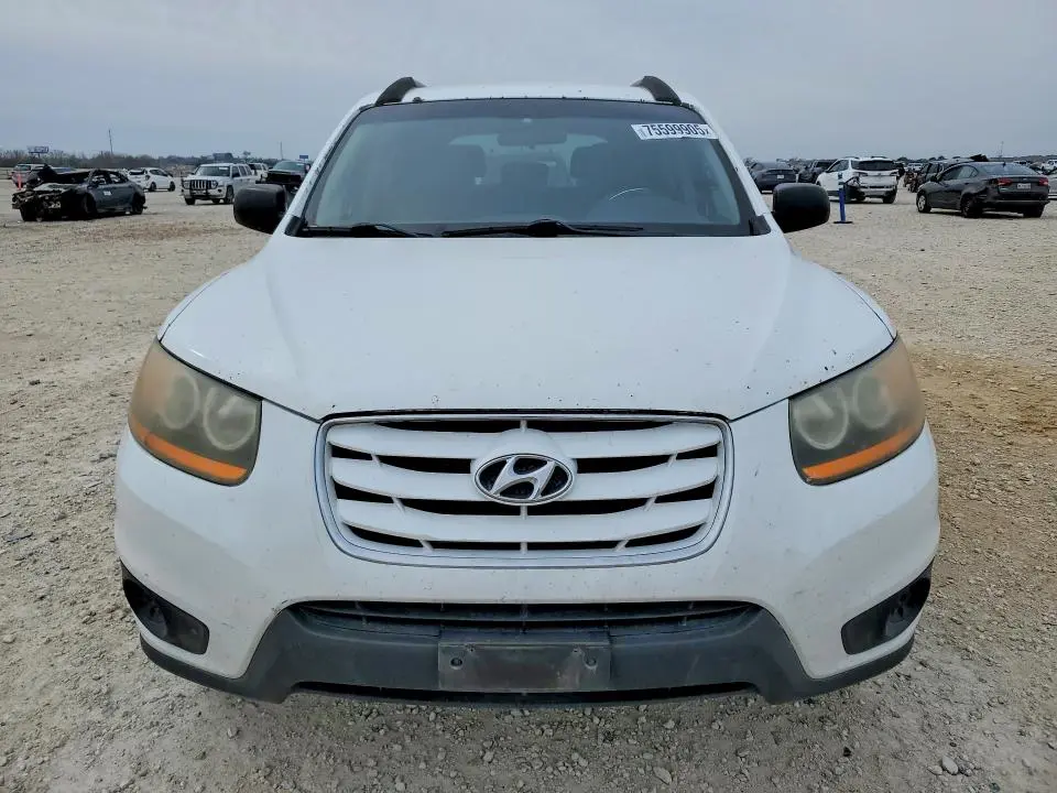 2011 HYUNDAI SANTA FE GLS  