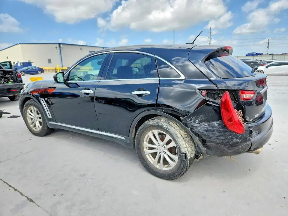 2017 INFINITI QX70 BASE  