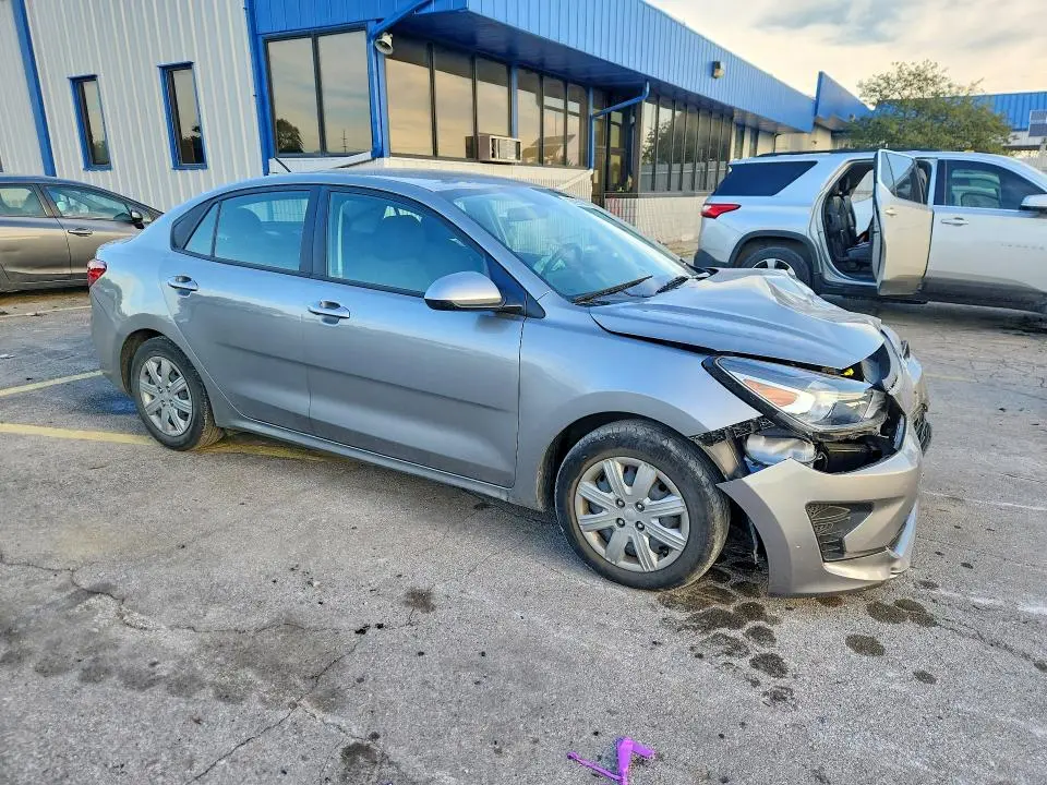 2022 KIA RIO S  