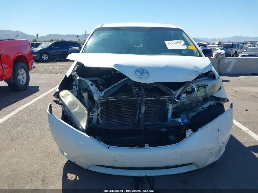 2013 TOYOTA SIENNA L V6 7 PASSENGER