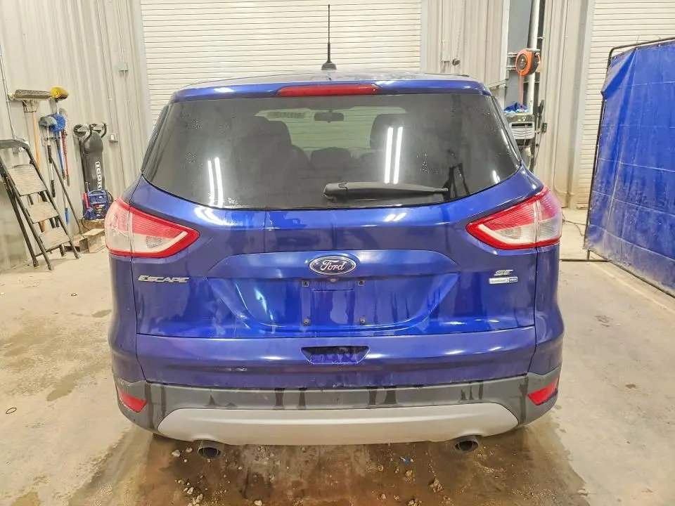 2015 FORD ESCAPE SE  