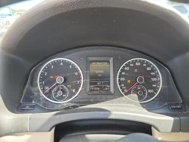 2012 VOLKSWAGEN TIGUAN S  