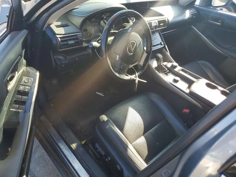 2017 LEXUS IS 200T  