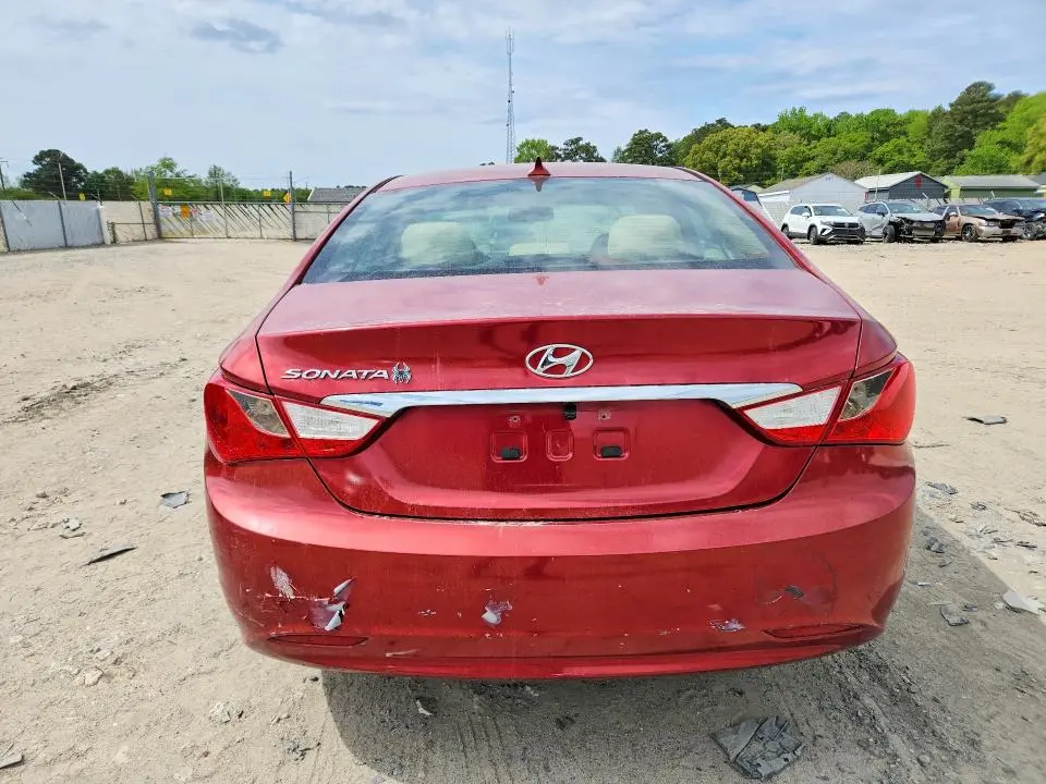 2013 HYUNDAI SONATA GLS  