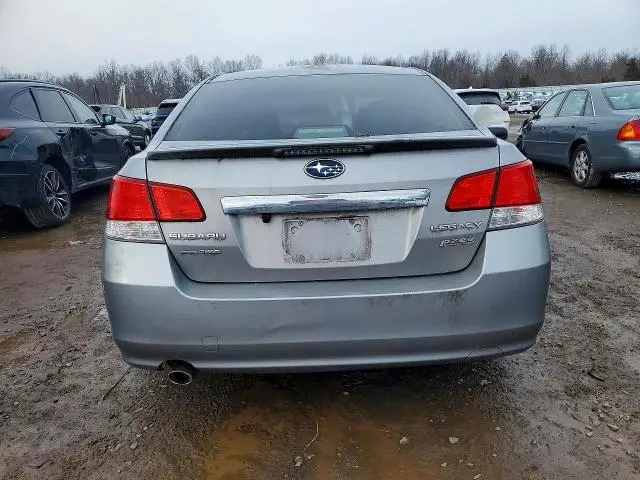2010 SUBARU LEGACY 2.5I LIMITED  