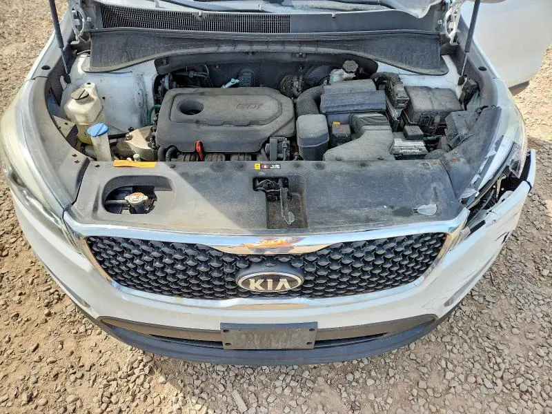 2017 KIA SORENTO LX  