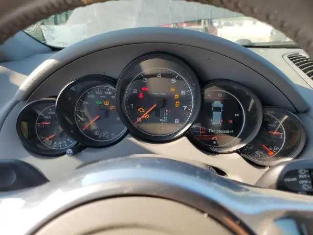 2014 PORSCHE CAYENNE   