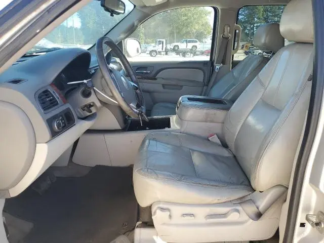 2011 CHEVROLET SUBURBAN C1500 LT  