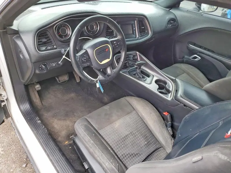 2015 DODGE CHALLENGER SXT  