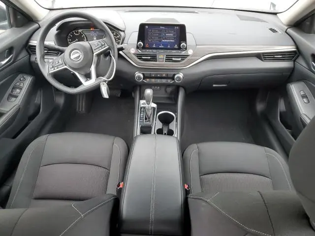 2024 NISSAN ALTIMA SV  