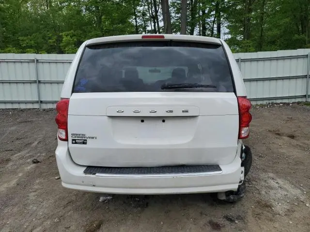 2016 DODGE GRAND CARAVAN SE  