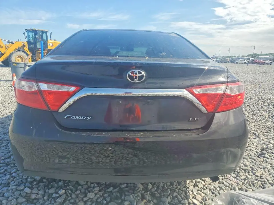 2017 TOYOTA CAMRY LE  