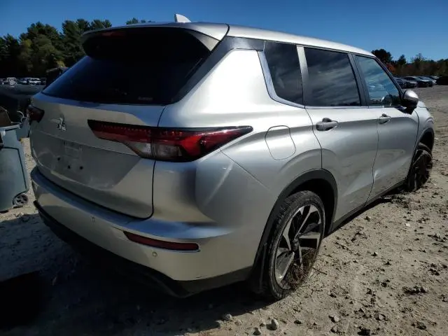 2022 MITSUBISHI OUTLANDER ES  