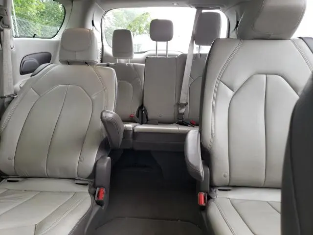 2017 CHRYSLER PACIFICA TOURING L  
