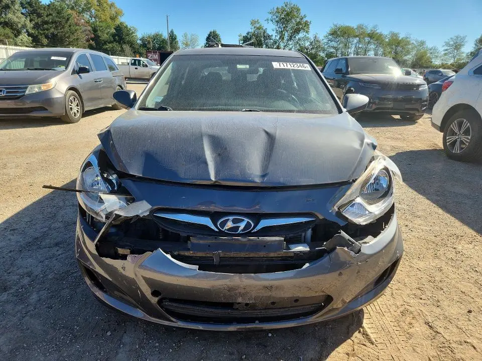 2012 HYUNDAI ACCENT GS  