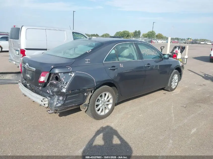 2010 TOYOTA CAMRY XLE V6
