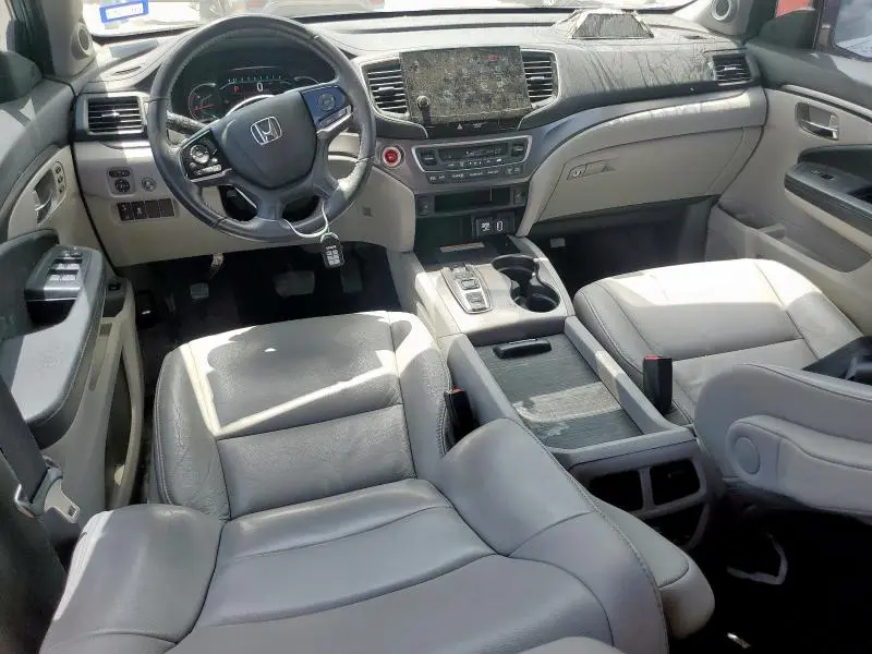 2021 HONDA PILOT SE  