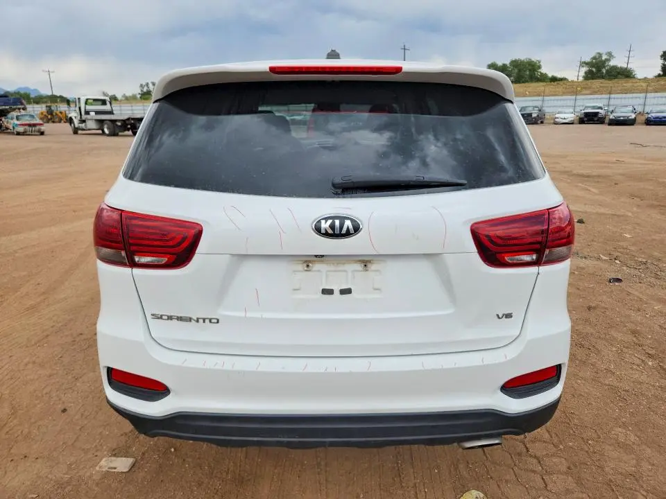 2019 KIA SORENTO LX V6  