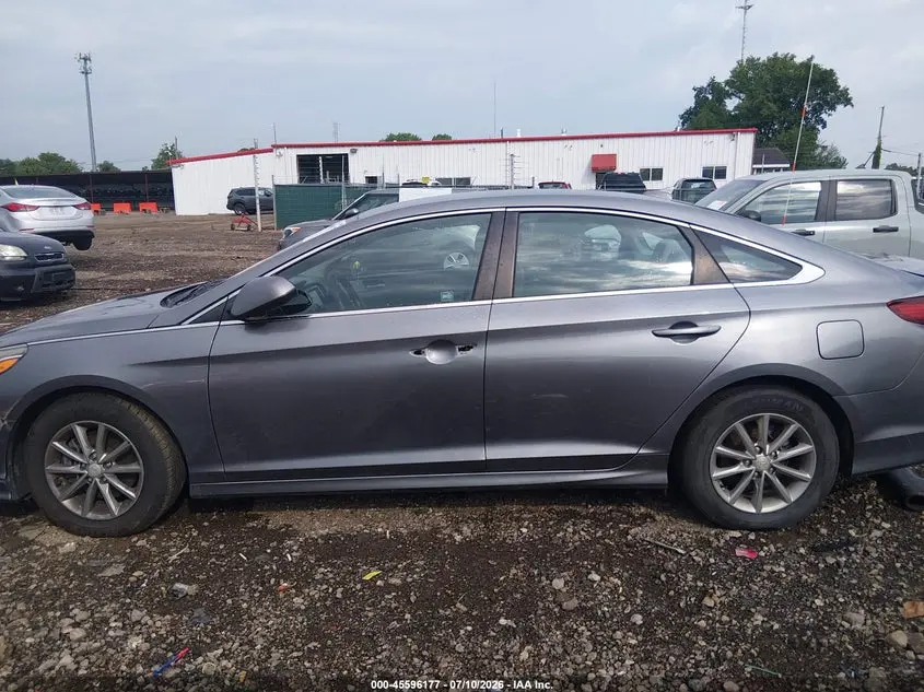 2018 HYUNDAI SONATA SE
