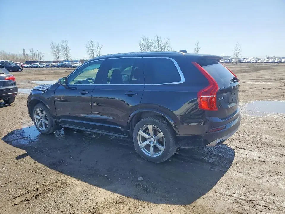 2021 VOLVO XC90 T6 MOMENTUM  