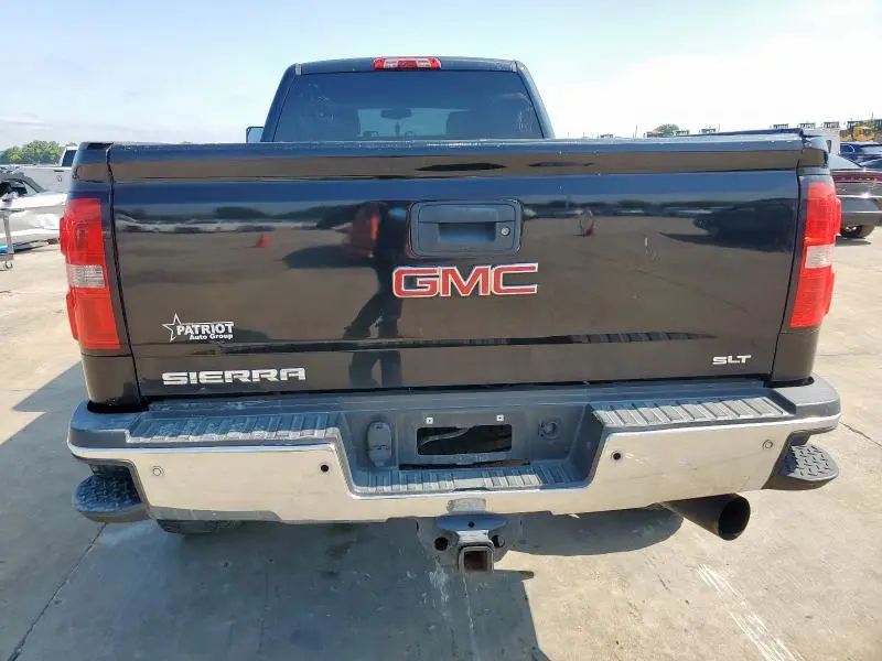 2015 GMC SIERRA K2500 SLT  