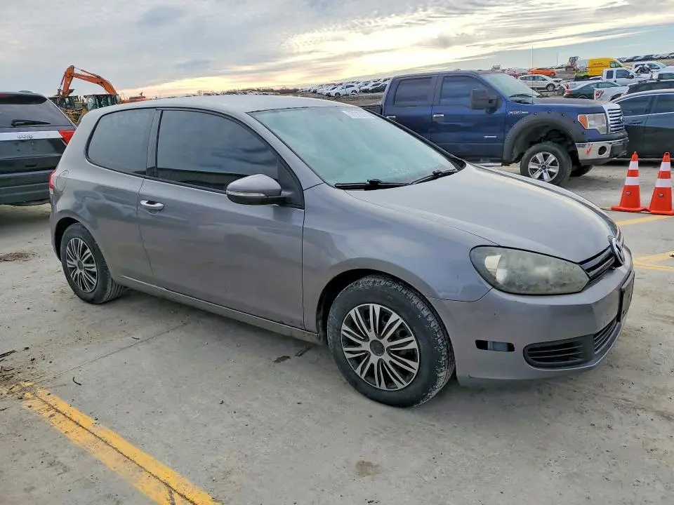 2011 VOLKSWAGEN GOLF   