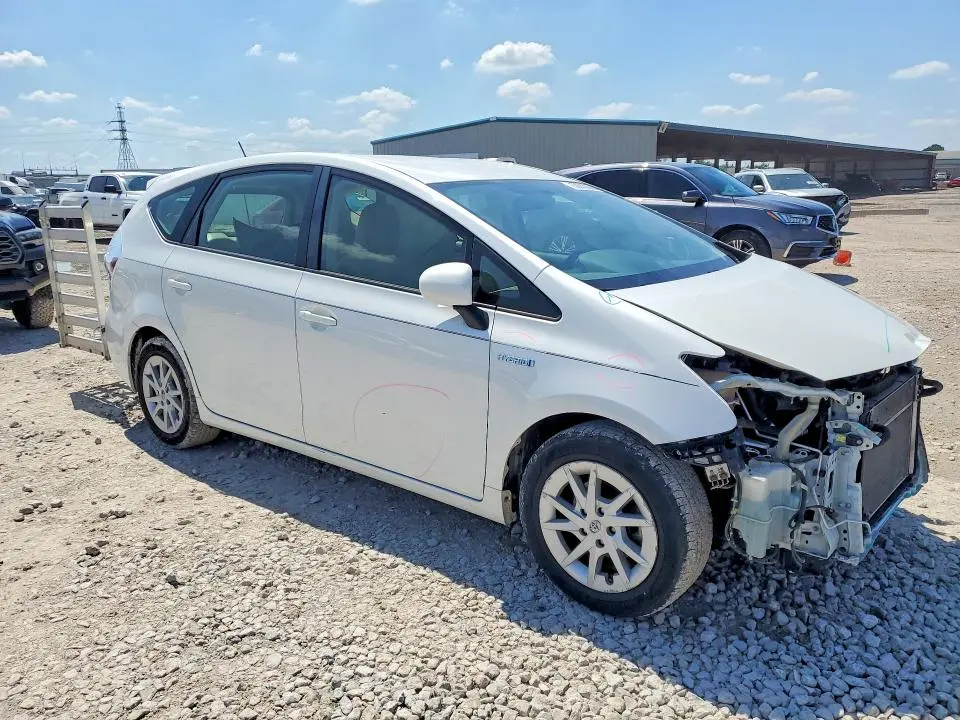 2013 TOYOTA PRIUS V THREE  