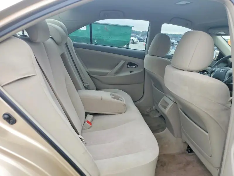 2011 TOYOTA CAMRY BASE  
