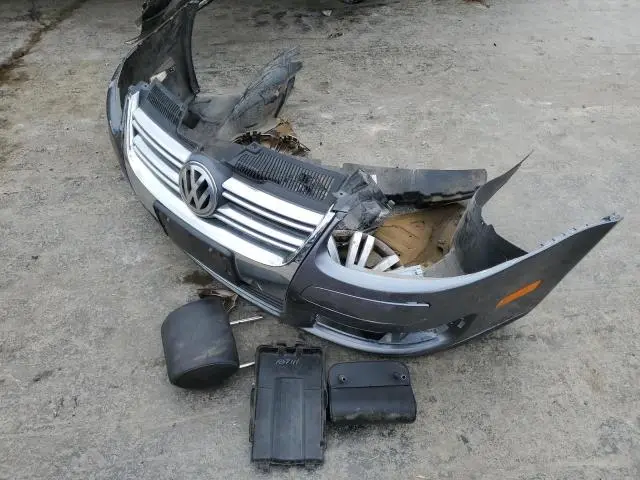 2010 VOLKSWAGEN JETTA LIMITED  