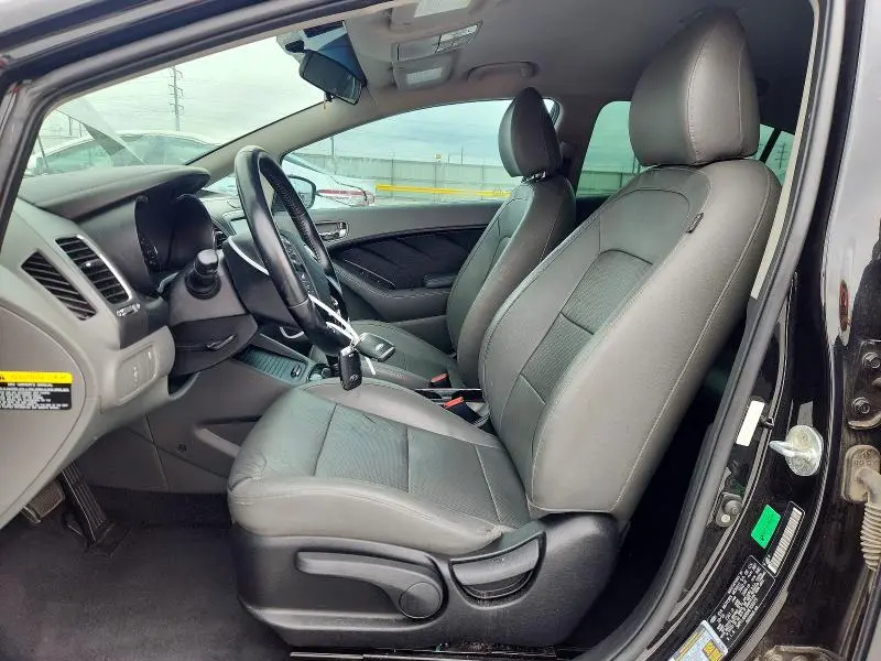 2017 KIA FORTE EX  