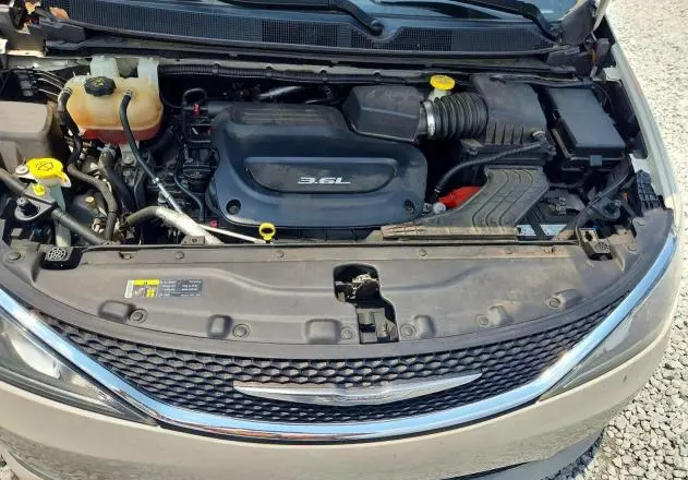 2017 CHRYSLER PACIFICA TOURING L PLUS  