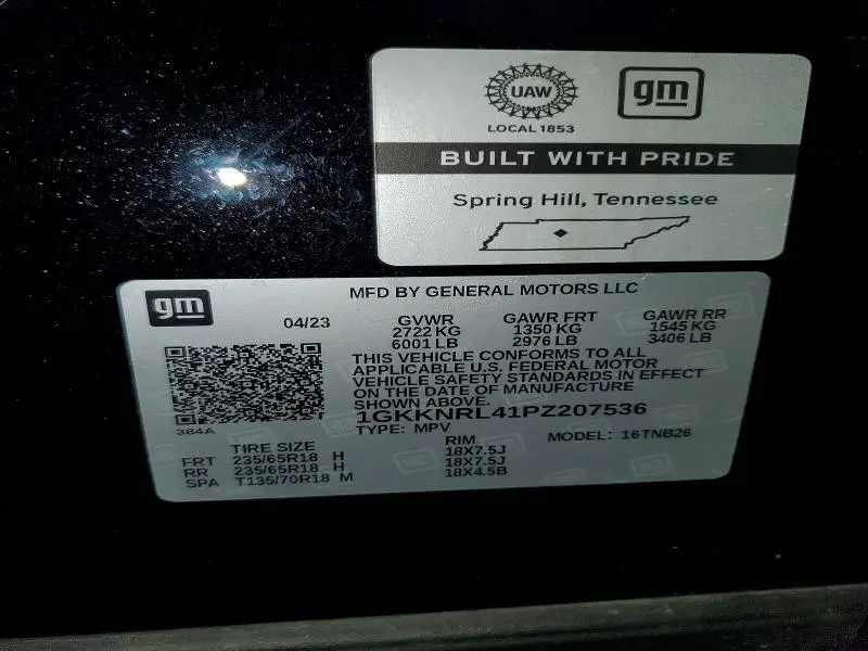 2023 GMC ACADIA SLE  