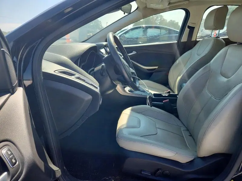 2017 FORD FOCUS TITANIUM  