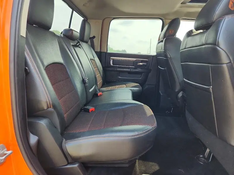2015 RAM 1500 SPORT  