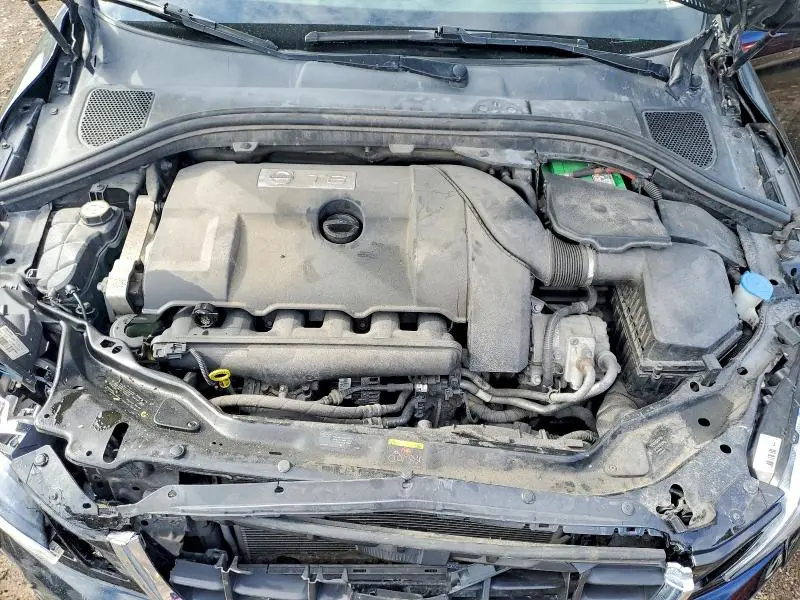 2011 VOLVO XC60 T6  