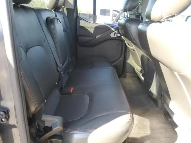 2011 NISSAN FRONTIER S