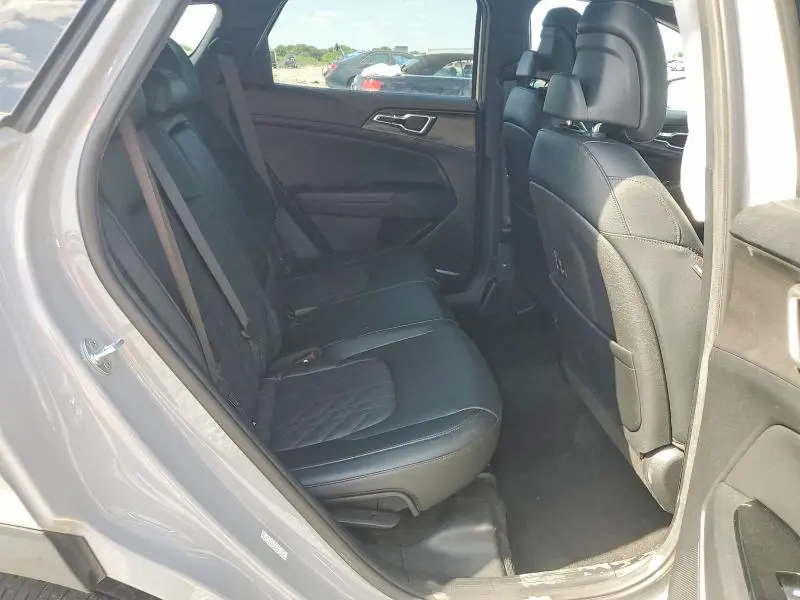 2023 KIA SPORTAGE X LINE  