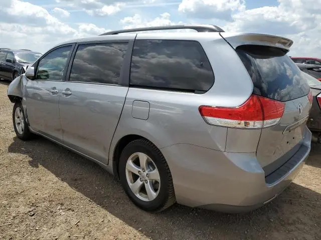 2012 TOYOTA SIENNA LE  