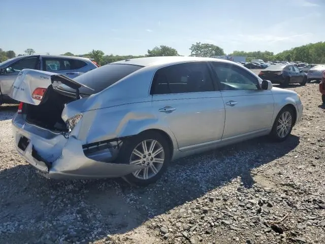 2010 TOYOTA AVALON XL  