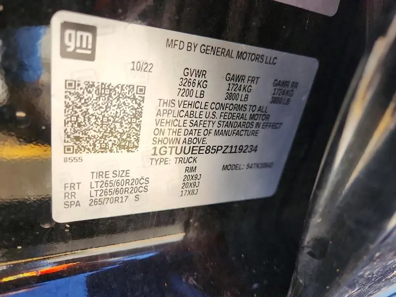 2023 GMC SIERRA K1500 AT4  