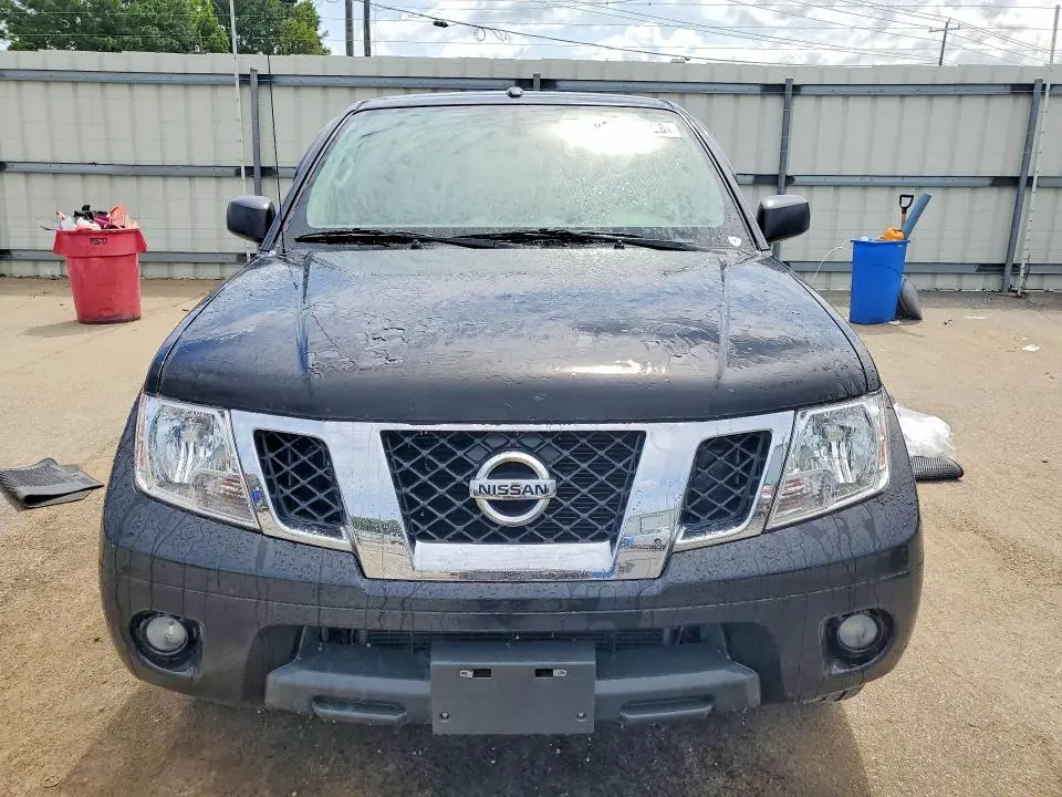2013 NISSAN FRONTIER S  