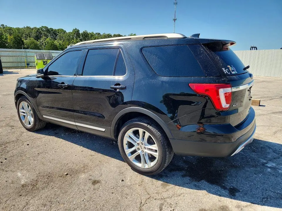 2017 FORD EXPLORER XLT  