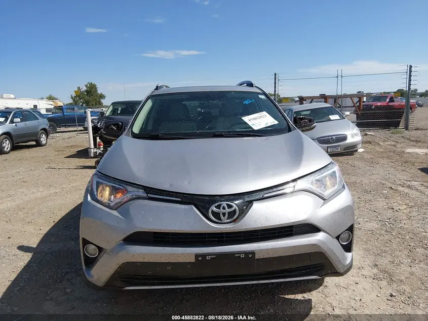 2016 TOYOTA RAV4 XLE