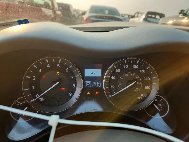 2011 INFINITI M37 BASE  