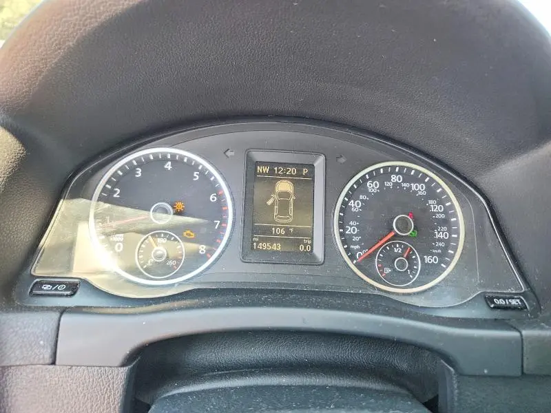 2015 VOLKSWAGEN TIGUAN S  