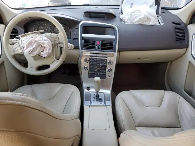 2010 VOLVO XC60 3.2  